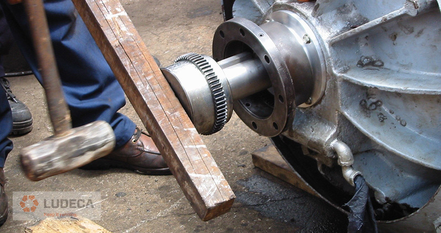Bearing-Installation-with-Hammer